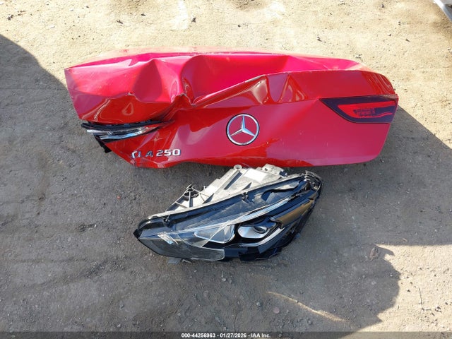 WDD5J4GB8LN036565 Mercedes-Benz CLA 250