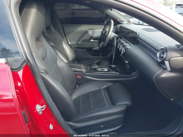 2020 MERCEDES-BENZ CLA 250 WDD5J4GB8LN036565 Photo 4