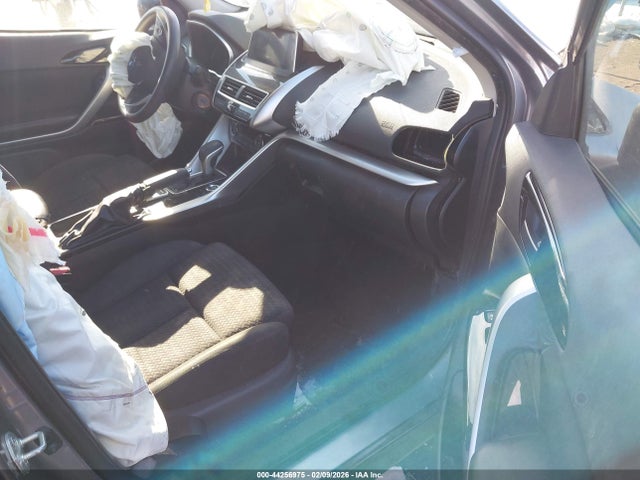 2019 MITSUBISHI ECLIPSE CROSS JA4AT4AA0KZ047421 Photo 4