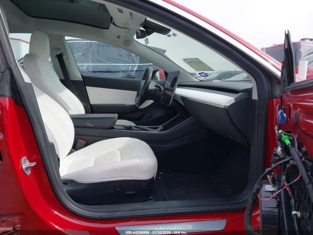 44256996 :رقم المزاد ، 5YJ3E1EA7KF312293 vin ، 2019 Tesla Model 3 Long Range/mid Range/standard Range/standard Range Plus مزاد بيع