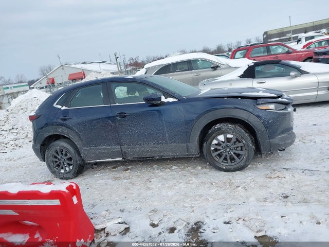44257037 :رقم المزاد ، 3MVDMBAM1PM542295 vin ، 2023 Mazda Cx-30 2.5 S مزاد بيع