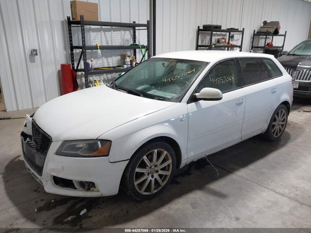 44257069 :رقم المزاد ، WAUKJAFM5BA011365 vin ، 2011 Audi A3 2.0 Tdi Premium مزاد بيع
