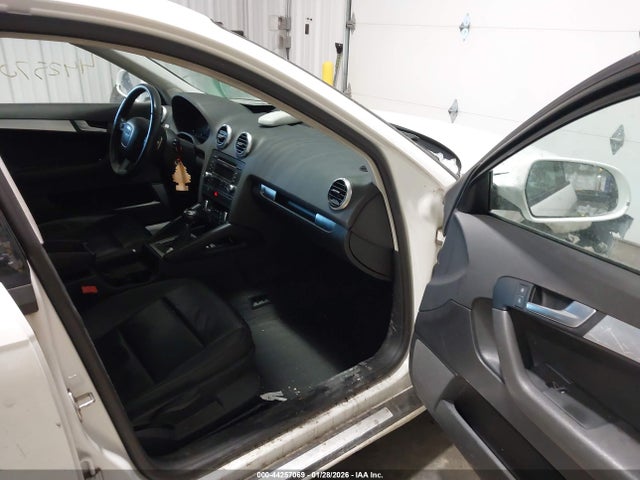 44257069 :رقم المزاد ، WAUKJAFM5BA011365 vin ، 2011 Audi A3 2.0 Tdi Premium مزاد بيع
