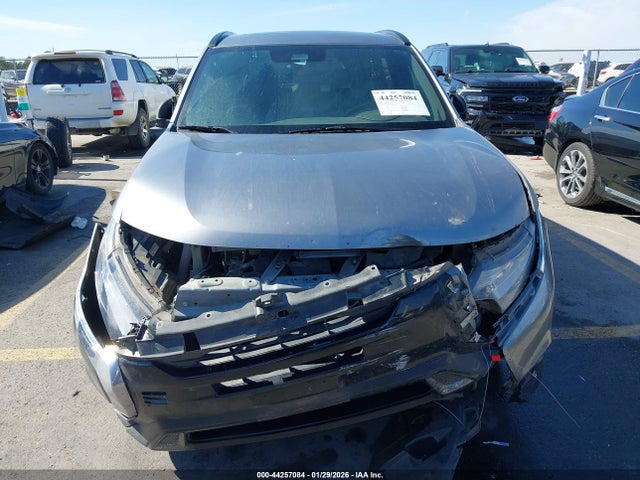 Продаж на аукціоні авто 2020 Mitsubishi Outlander Le 2.4, vin: JA4AD3A33LZ037038, номер лоту: 44257084