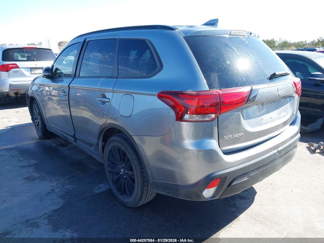 2020 MITSUBISHI OUTLANDER JA4AD3A33LZ037038 Photo 2
