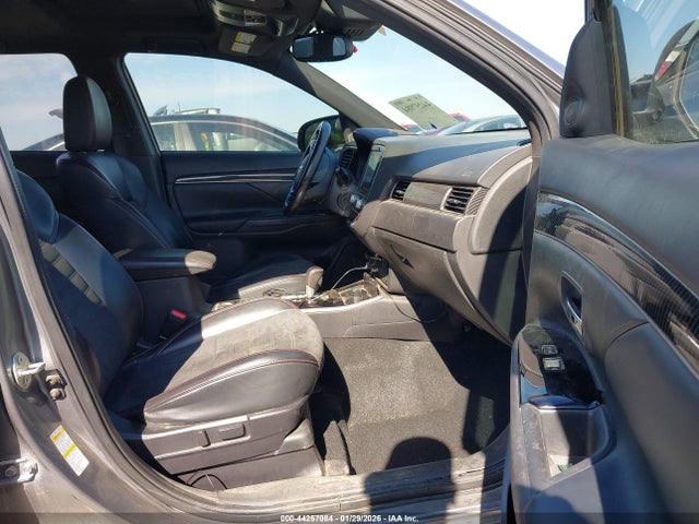 2020 MITSUBISHI OUTLANDER JA4AD3A33LZ037038 Photo 4