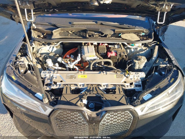 2025 BMW IX WB533CF03SCS28505 Photo 9