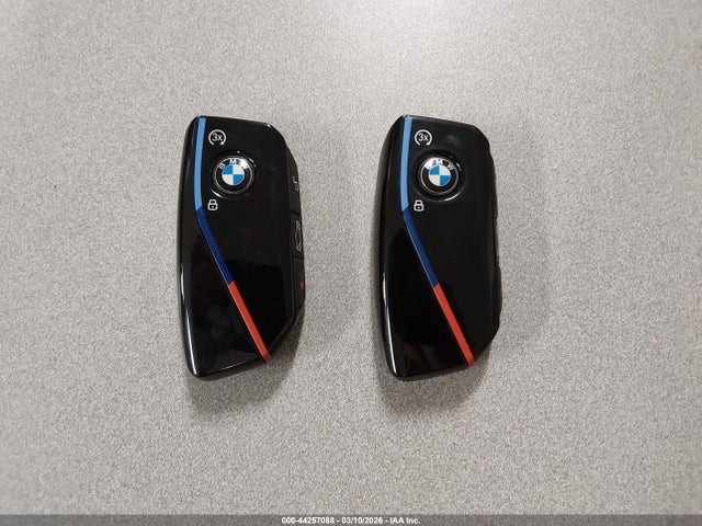 2025 BMW IX WB533CF03SCS28505 Photo 10