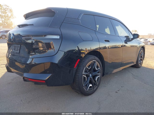 2025 BMW IX WB533CF03SCS28505 Photo 3