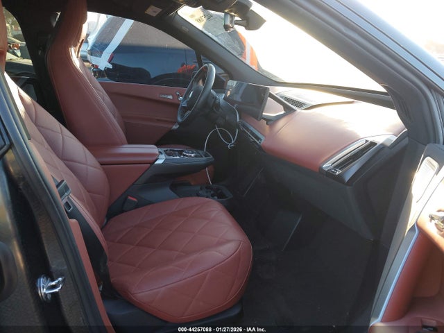 2025 BMW IX WB533CF03SCS28505 Photo 4