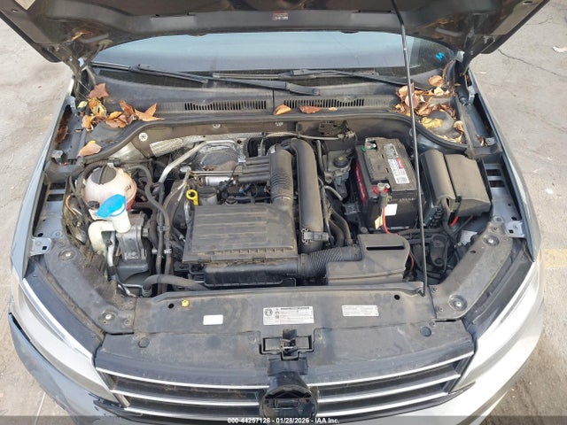 3VW267AJ9GM277077 Volkswagen Jetta 1.4t S