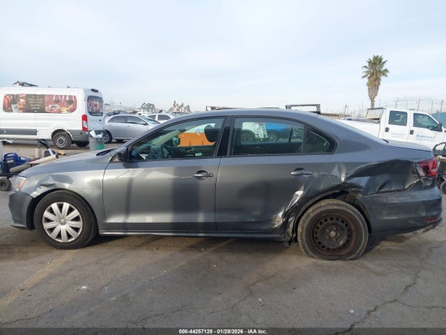 3VW267AJ9GM277077 Volkswagen Jetta 1.4t S