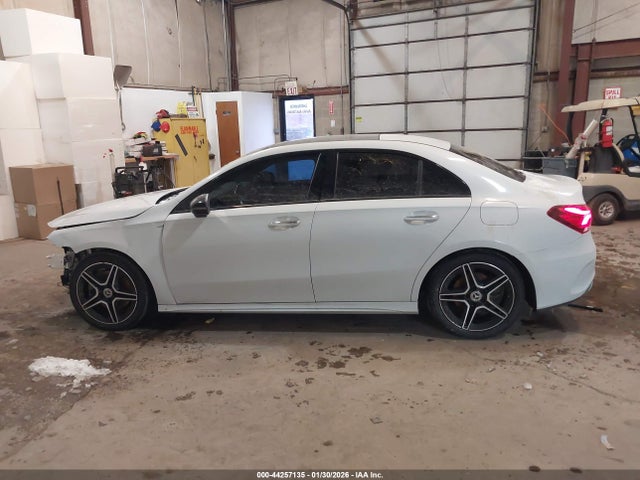 Продаж на аукціоні авто 2021 Mercedes-benz A 220, vin: W1K3G4EB6MJ285190, номер лоту: 44257135