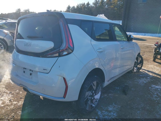 KNDJ53AU0R7905481 KIA Soul Gt-line