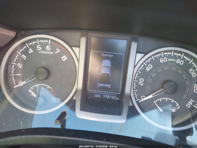 3TMGZ5AN5JM182109 Toyota Tacoma Limited