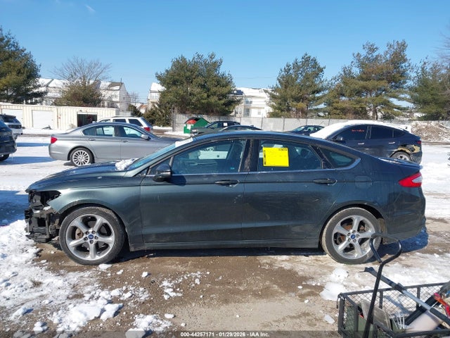 2015 Ford Fusion Se მანქანა იყიდება აუქციონზე, vin: 3FA6P0H70FR101481, აუქციონის ნომერი: 44257171