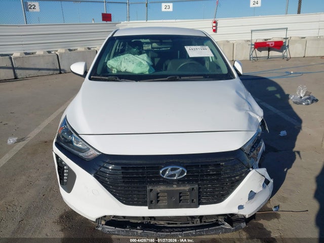 KMHC75LC7HU034321 Hyundai Ioniq Hybrid Sel