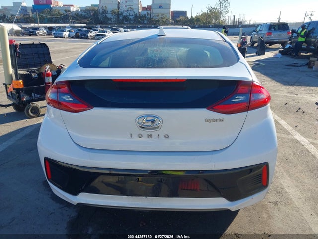 KMHC75LC7HU034321 Hyundai Ioniq Hybrid Sel