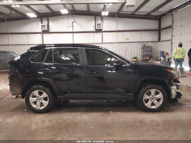 Aukcja sprzedaży 2019 Toyota Rav4 Xle, vin: JTMW1RFVXKJ014600, numer aukcji: 44257189