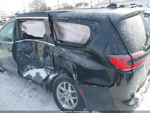 Продажа на аукционе авто 2024 Chrysler Pacifica Touring L, vin: 2C4RC1BG0RR156492, номер лота: 44257192