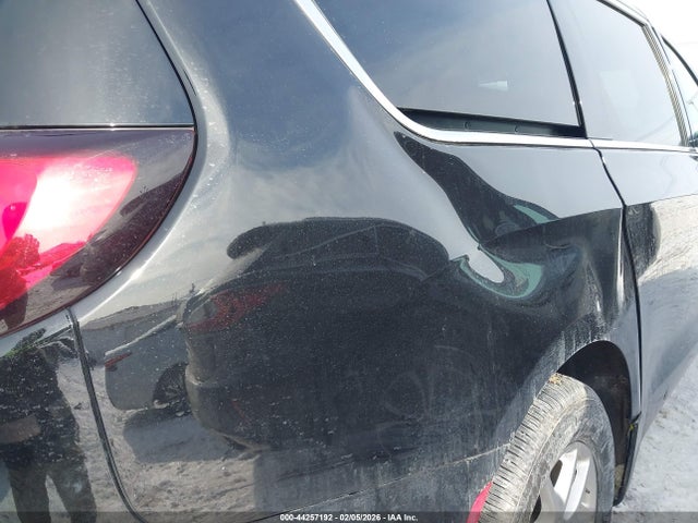 Продажа на аукционе авто 2024 Chrysler Pacifica Touring L, vin: 2C4RC1BG0RR156492, номер лота: 44257192