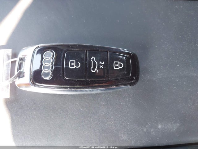 2024 AUDI RS E-TRON GT WAUBHBFW0R7900780 Photo 10