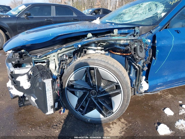 2024 AUDI RS E-TRON GT WAUBHBFW0R7900780 Photo 5