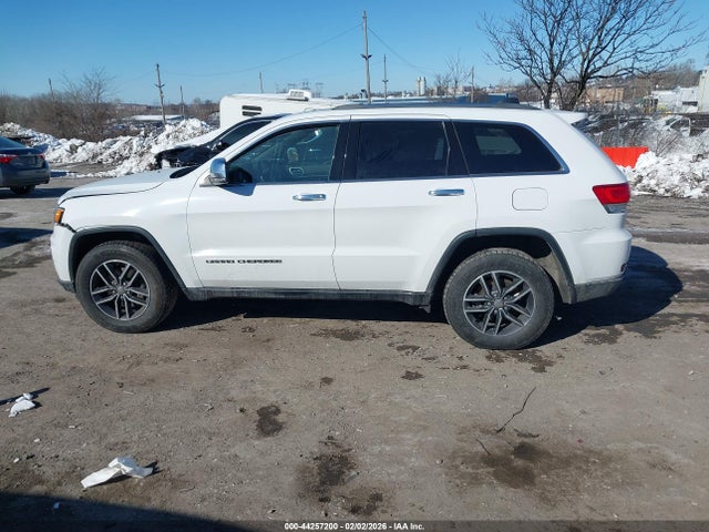 1C4RJFBG3JC437704 Jeep Grand Cherokee Limited 4x4