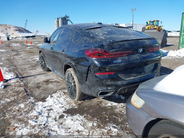 2024 BMW X6 5UX33EX05R9S35170 Photo 2