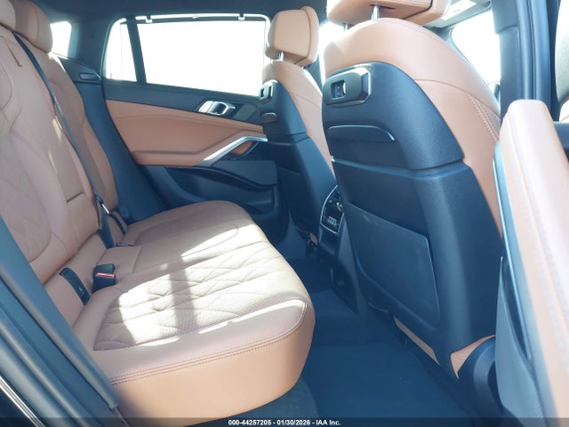 2024 BMW X6 5UX33EX05R9S35170 Photo 7