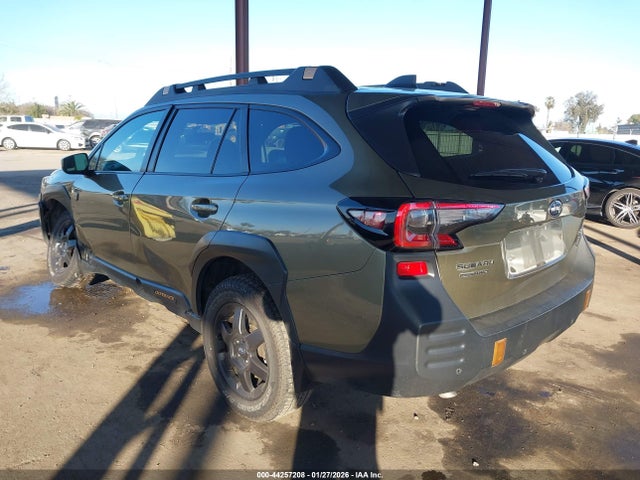 4S4BTGUD6P3135042 Subaru Outback Wilderness