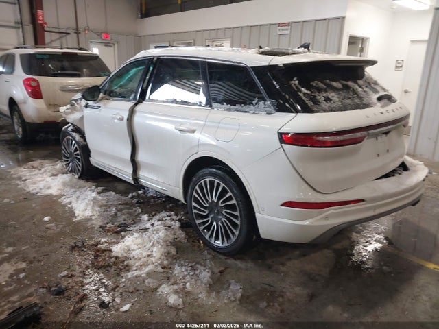 2022 LINCOLN CORSAIR 5LMCJ2DHXNUL12535 Photo 2