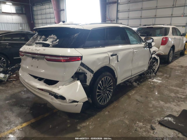 2022 LINCOLN CORSAIR 5LMCJ2DHXNUL12535 Photo 3