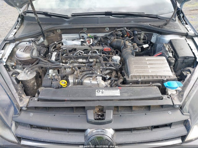 3VWCA7AU5FM515700 Volkswagen Golf Sportwagen Tdi Se 4-door