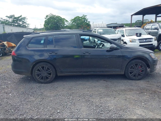 3VWCA7AU5FM515700 Volkswagen Golf Sportwagen Tdi Se 4-door
