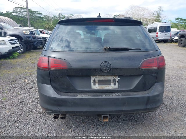 3VWCA7AU5FM515700 Volkswagen Golf Sportwagen Tdi Se 4-door