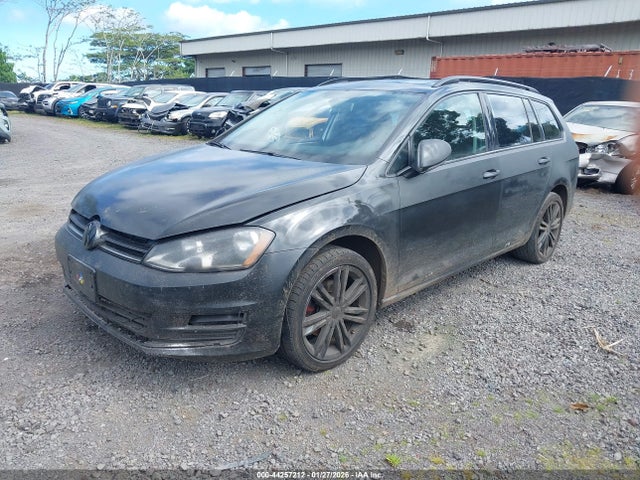 3VWCA7AU5FM515700 Volkswagen Golf Sportwagen Tdi Se 4-door