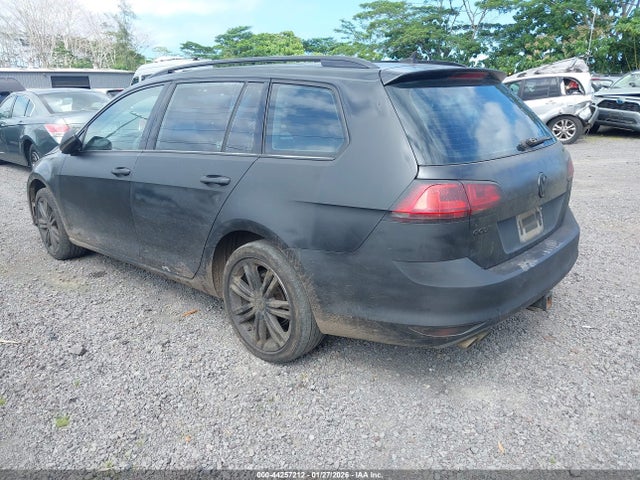 3VWCA7AU5FM515700 Volkswagen Golf Sportwagen Tdi Se 4-door