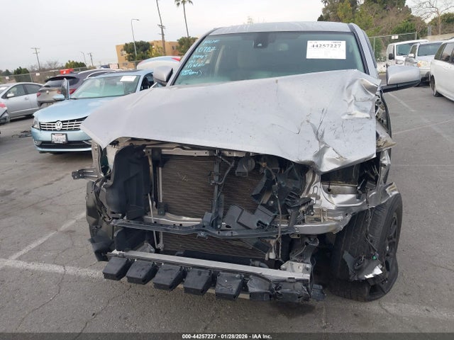 3TMAZ5CN2MM153688 Toyota Tacoma Sr5 V6