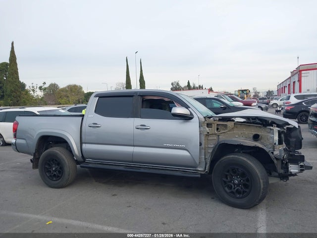 3TMAZ5CN2MM153688 Toyota Tacoma Sr5 V6