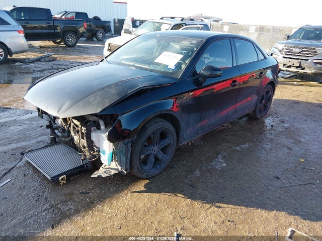 2018 AUDI A3 WAUAUGFF4J1062846 Photo 1