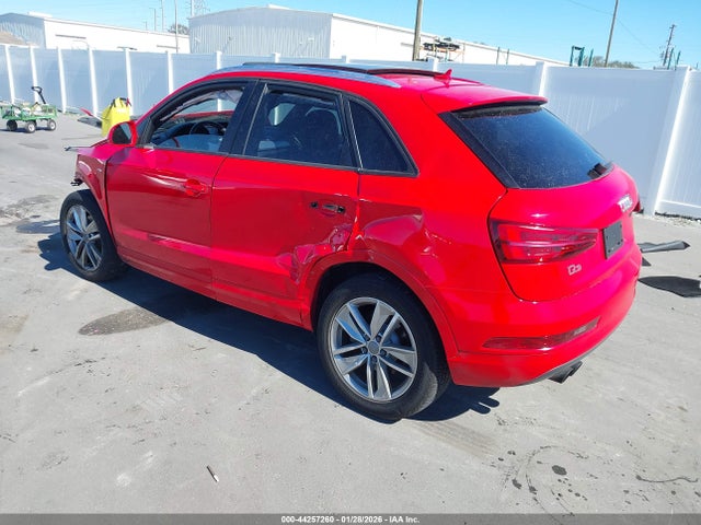 2018 AUDI Q3 WA1BCCFS3JR010359 Photo 2