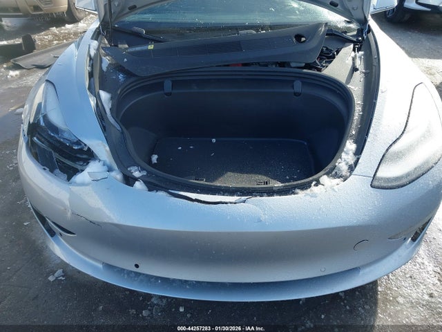 2018 TESLA MODEL 3 5YJ3E1EB6JF065064 Photo 9