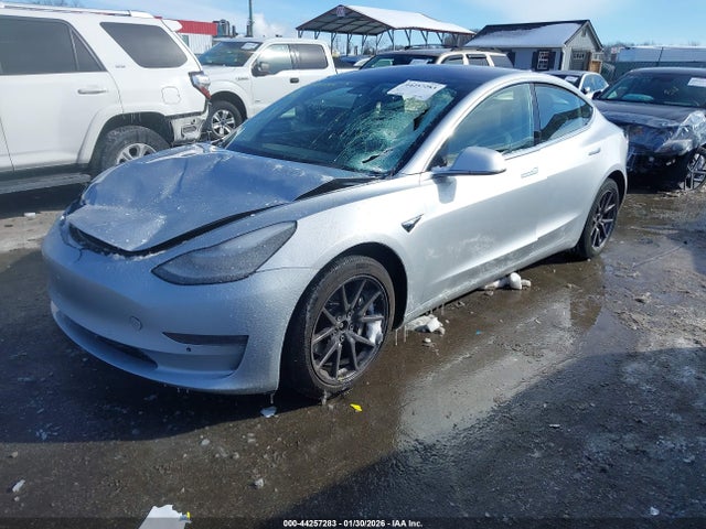 2018 TESLA MODEL 3 5YJ3E1EB6JF065064 Photo 1
