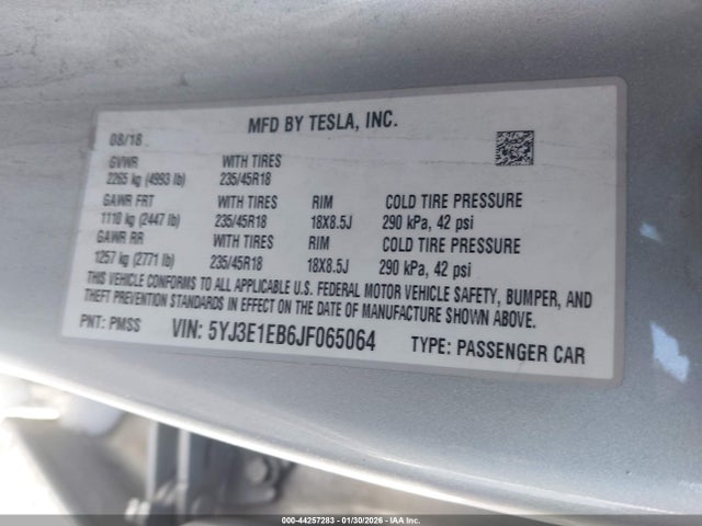 2018 TESLA MODEL 3 5YJ3E1EB6JF065064 Photo 8