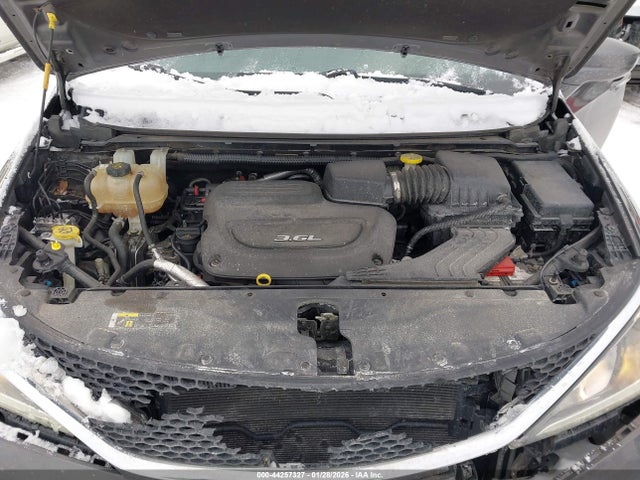 2018 CHRYSLER PACIFICA 2C4RC1FG9JR103109 Photo 9