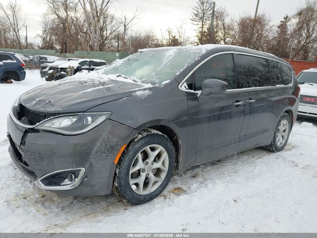 2018 CHRYSLER PACIFICA 2C4RC1FG9JR103109 Photo 1