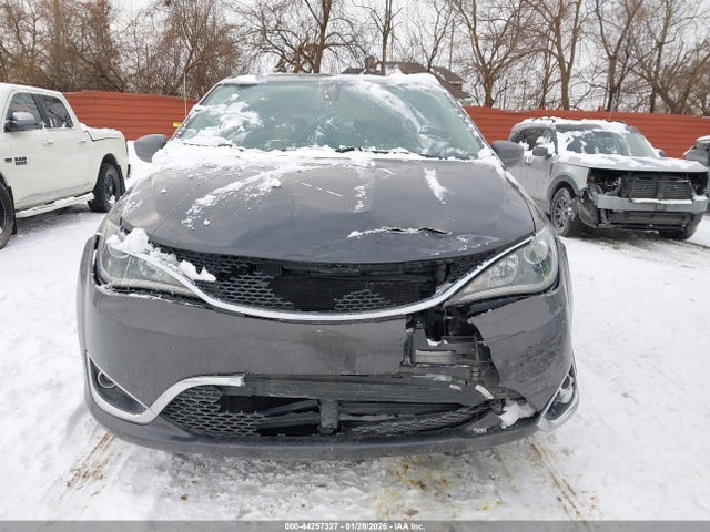 2018 CHRYSLER PACIFICA 2C4RC1FG9JR103109 Photo 5