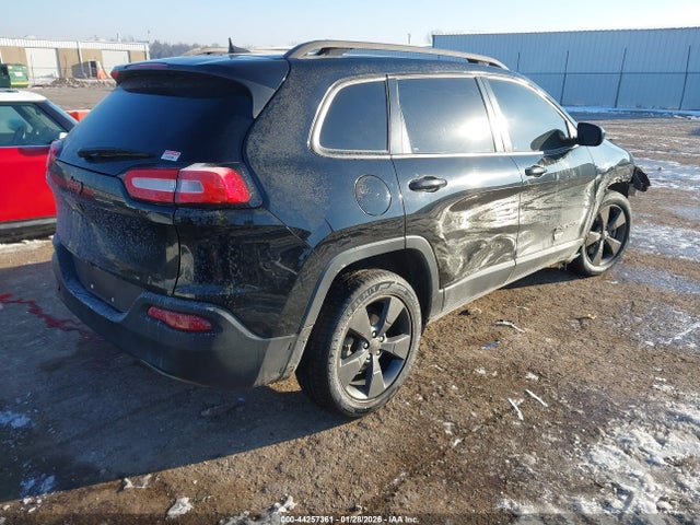 2017 JEEP CHEROKEE 1C4PJLCB6HW572547 Photo 3