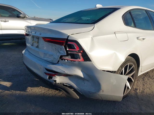 2020 VOLVO S60 7JR102FKXLG054704 Photo 5